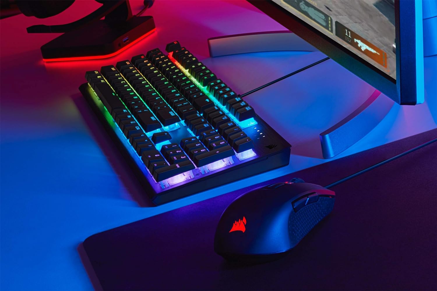 Illuminate Your Desktop with Corsair K60 RGB PRO Keyboard's RGB Backlighting 0843591060394
