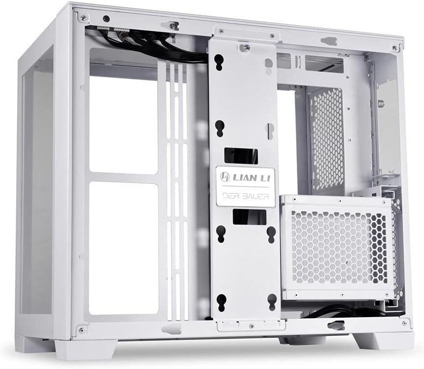 Compact and stylish gaming case with versatile form factor support 0840353040663