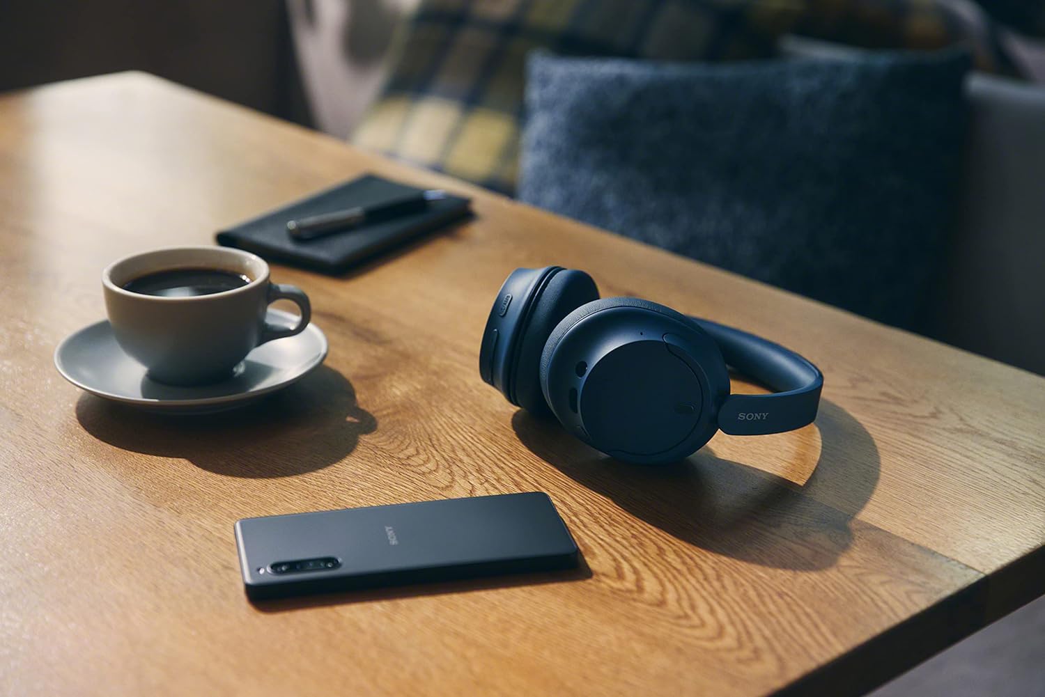 Sony WH-CH720N Wireless Headphones - Up to 35-hour battery life with quick charging feature. 4548736143029